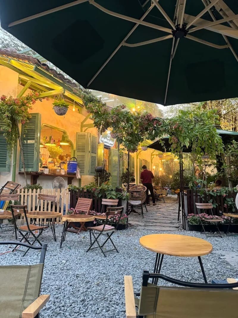 Tiệm Cà Phê Cà Pháo góc Sài Gòn xưa giữa lòng Thảo Điền 2