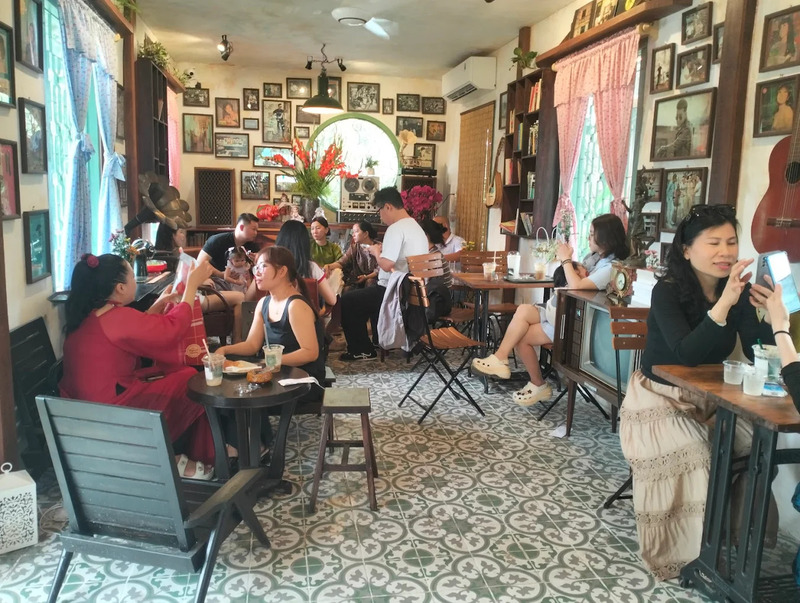 Tiệm Cà Phê Cà Pháo góc Sài Gòn xưa giữa lòng Thảo Điền 6