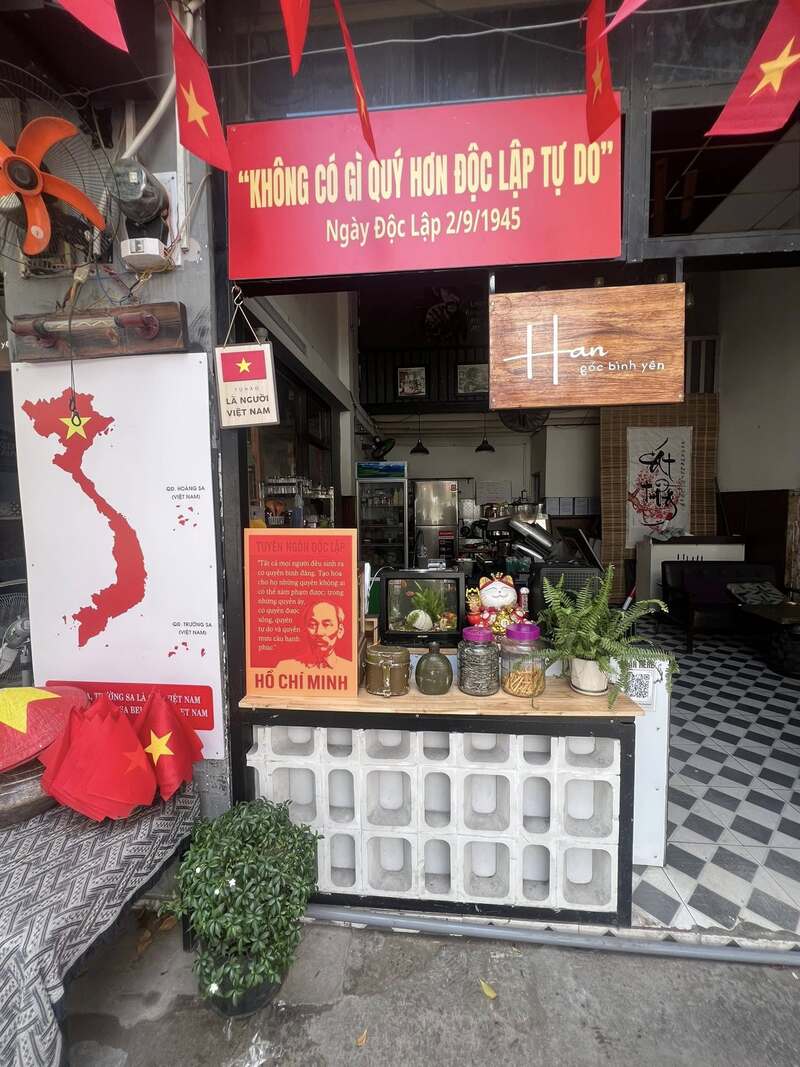 Ghé 11 quán cà phê concept “yêu nước” TP.HCM check-in 13