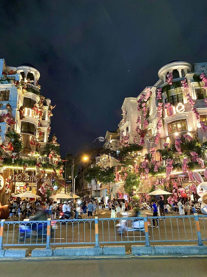 Tiệm Cà Phê Mê Gò Vấp với concept chụp ảnh lung linh nhất nhì Sài Thành 3