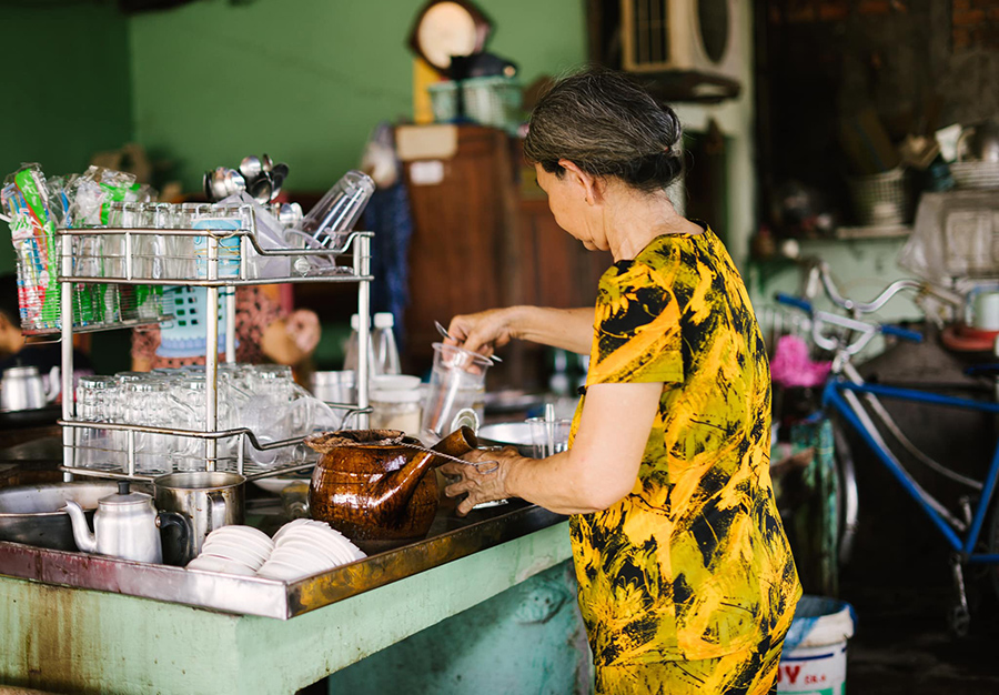 Tiệm cà phê pha phin 50 tuổi đời tại An Giang với hương vị xưa cũ 3