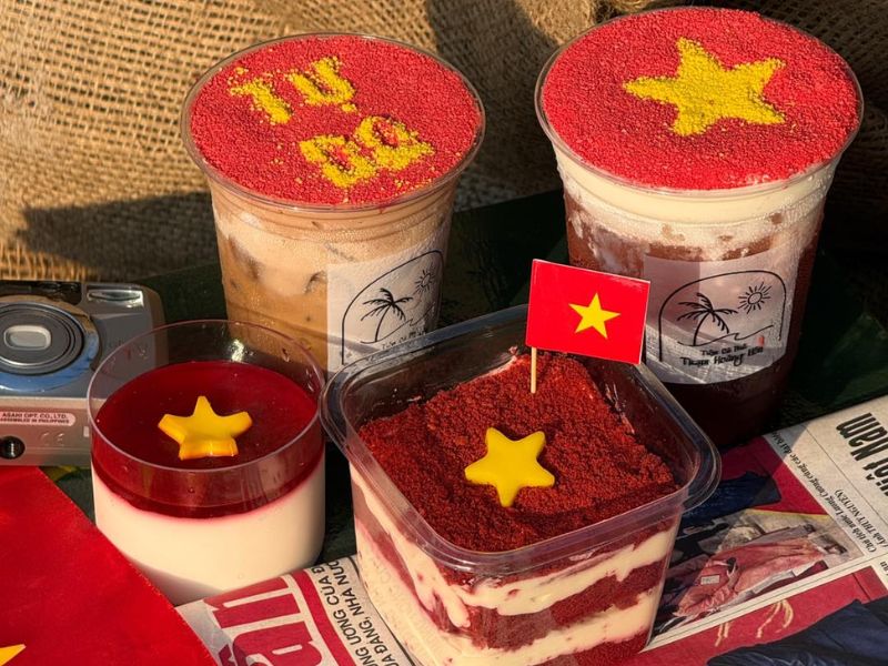 Review Tiệm Cà Phê Trạm Hoàng Hôn: View đẹp, không gian chill 10