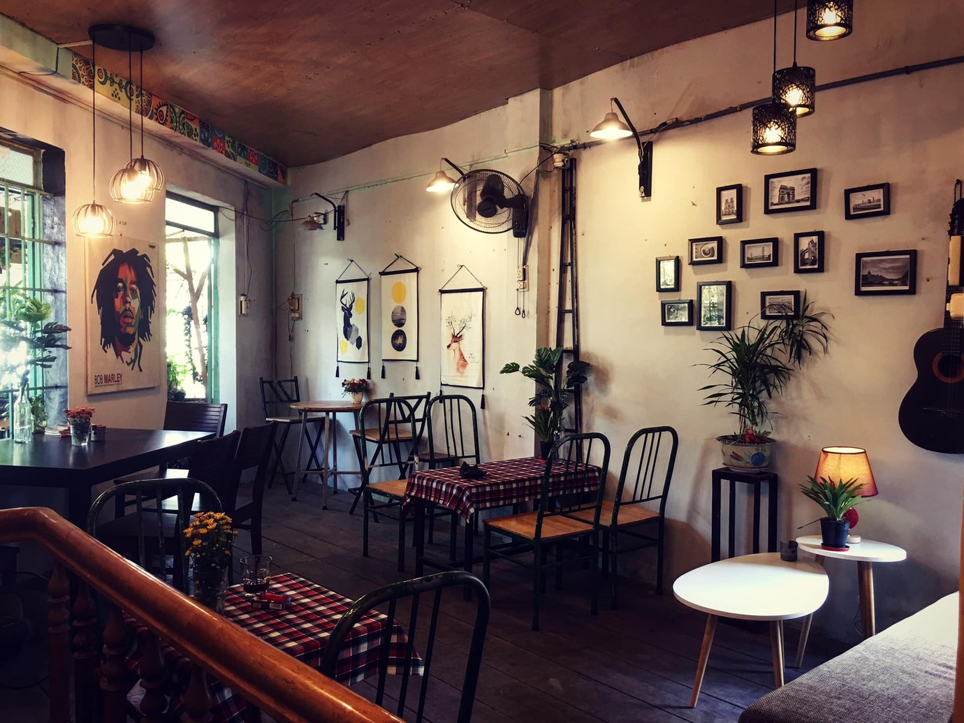 Tìm lại chút hoài niệm xưa cũ tại Wait Vintage Café Phú Yên 8