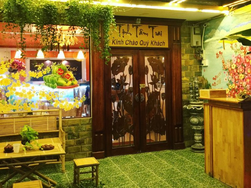 Review nhà hàng Tịnh Tâm Trai từ thực đơn đến không gian 3