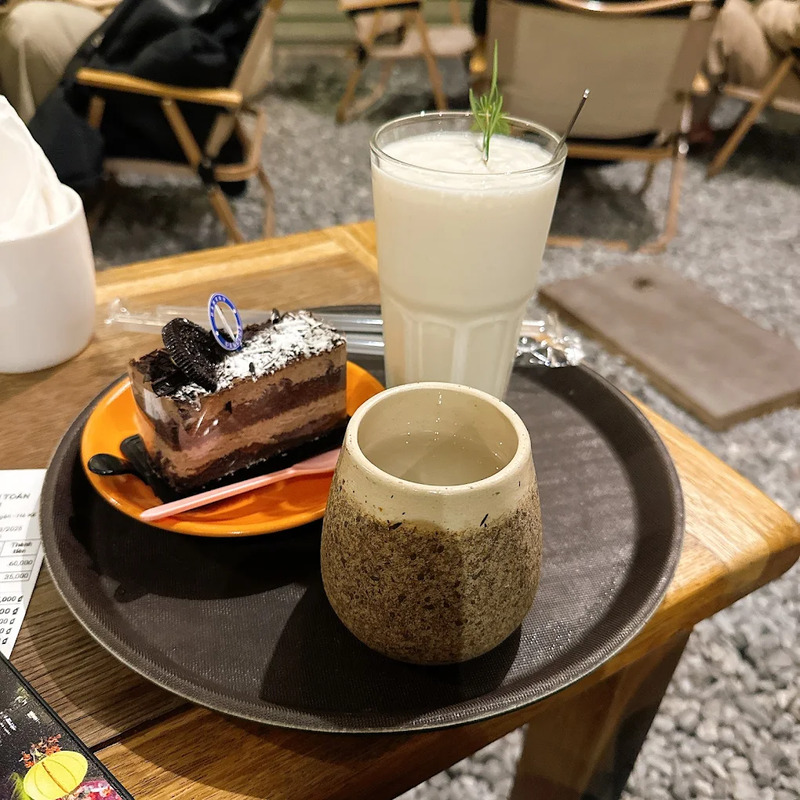 Tiny Post Cafe: Quán cà phê vintage yên tĩnh giữa lòng thủ đô 13