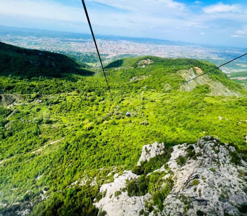 Cẩm nang du lịch Tirana Albania: Kinh nghiệm và trải nghiệm từ A-Z 12