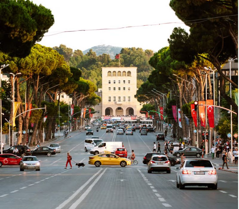 Cẩm nang du lịch Tirana Albania: Kinh nghiệm và trải nghiệm từ A-Z 3
