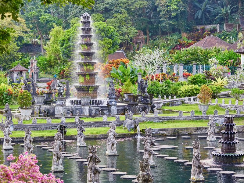 Trải nghiệm cung điện nước Tirta Gangga đầy độc đáo của Bali 10