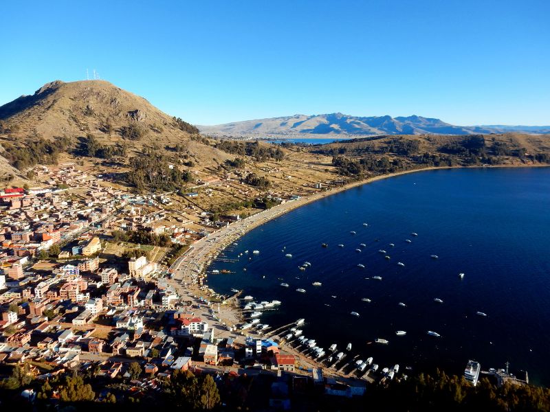 Hồ Titicaca, khám phá viên ngọc quý của Peru 5