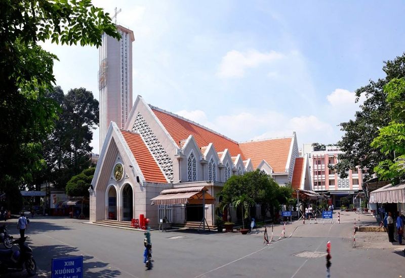 Ghé thăm nhà thờ Kỳ Đồng: Dòng Chúa Cứu Thế Sài Gòn 2