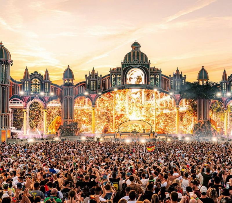 Kinh nghiệm trải nghiệm Tomorrowland, lễ hội EDM lớn nhất thế giới 2