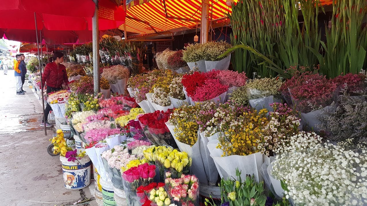 Top 10 chợ hoa Tết Hà Nội mà bạn nên ghé tham quan dịp Xuân 2024 5