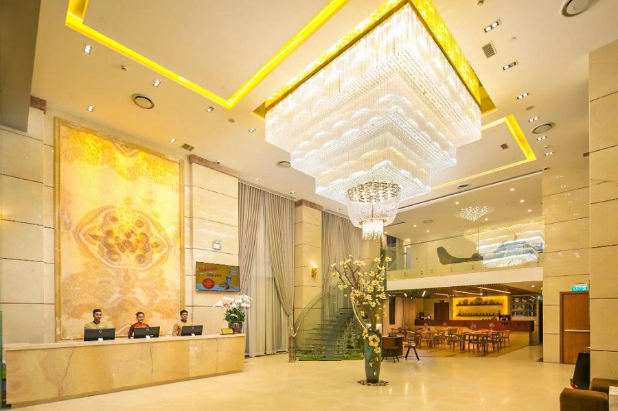 Top 4 khách sạn Đà Nẵng gần biển được săn đón nhiều nhất 5