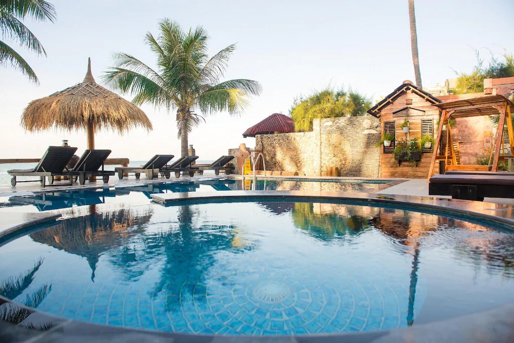 Top 4 resort Mũi Né có hồ bơi ngoài trời đẹp giá dưới 1 triệu đồng 8