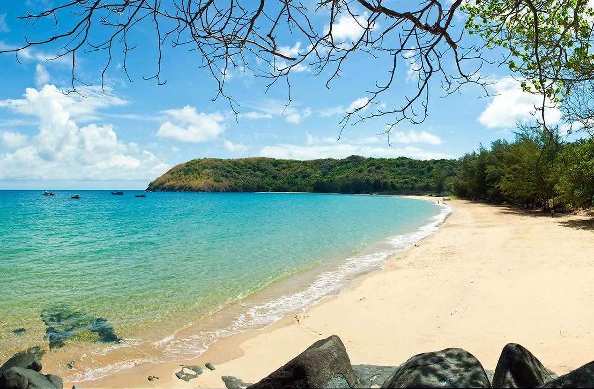 Top 7 Bãi biển Côn Đảo đẹp nhất bạn không thể bỏ lỡ 3