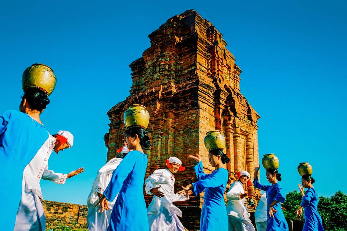 Top 8 Lễ hội Bình Thuận mang đậm giá trị văn hóa, tín ngưỡng 3