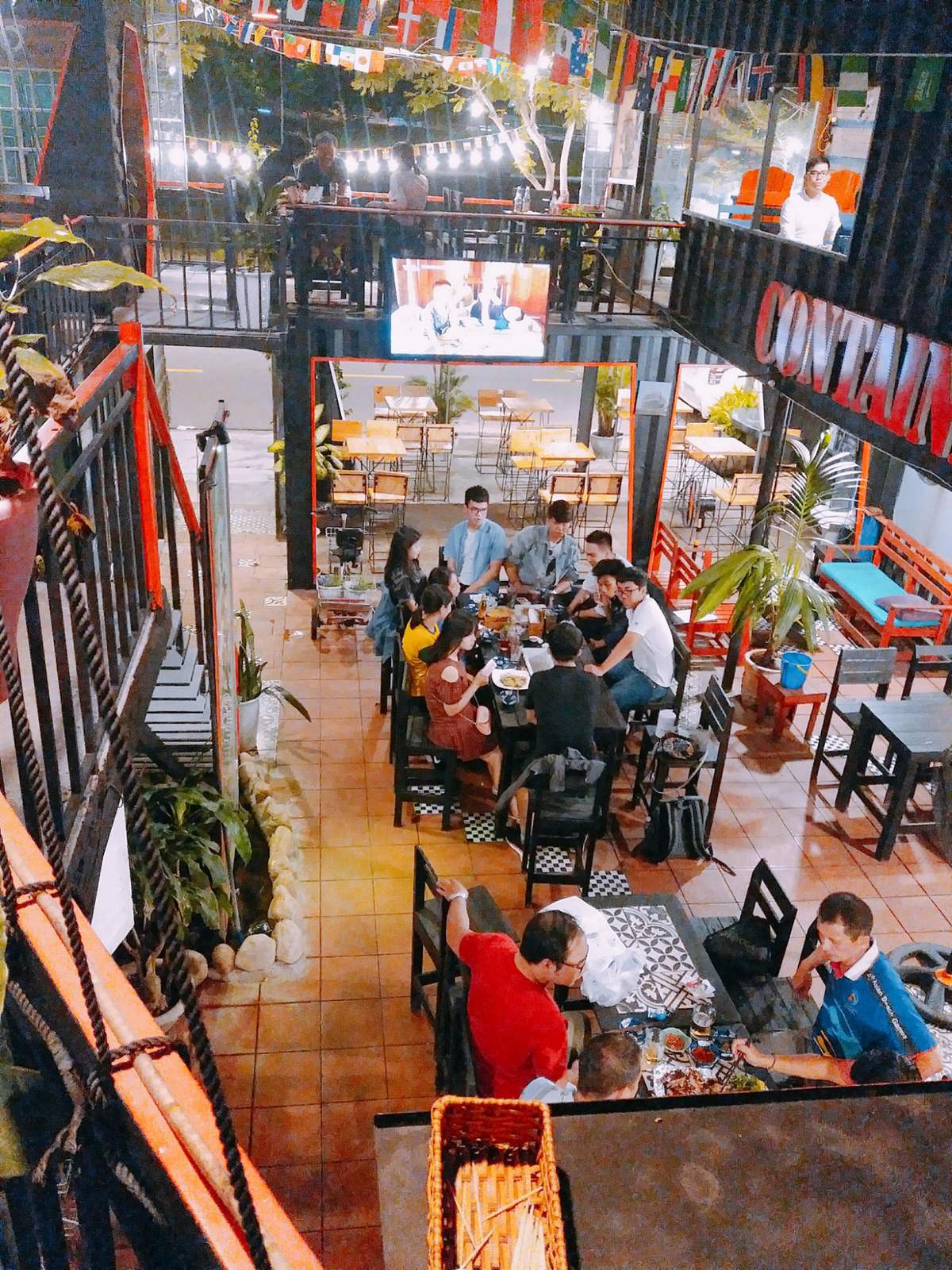 Top 8 quán nhậu Đà Nẵng giá bình dân nổi tiếng cho thực khách say quên lối về 6