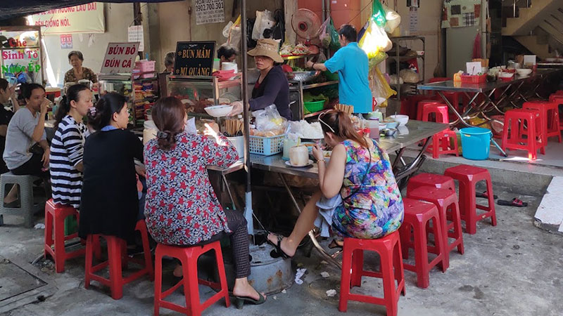 9 hàng bún mắm ngon nức tiếng Sài thành 4