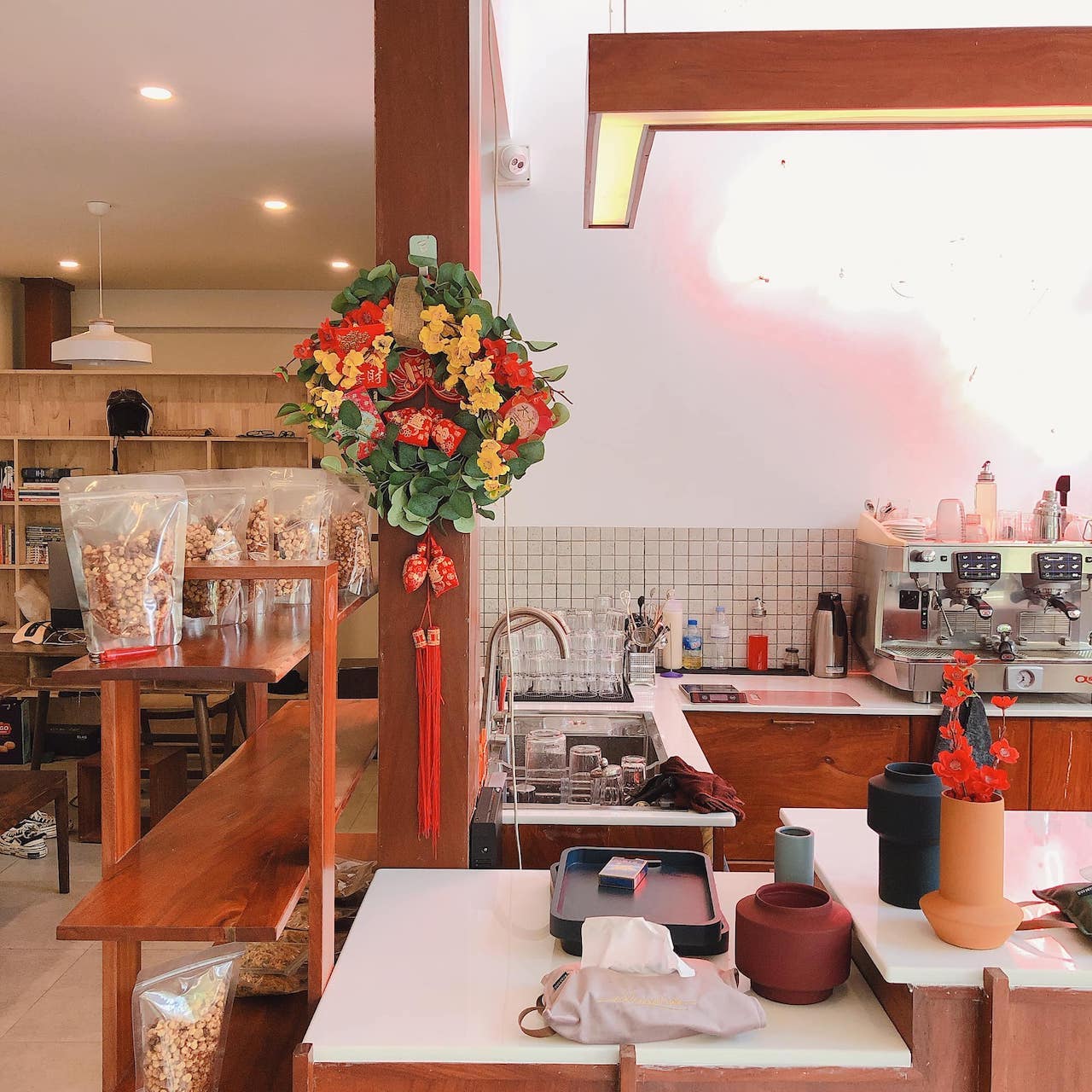 Top quán cafe Buôn Ma Thuột sống ảo với những không gian vô cùng cuốn hút 15