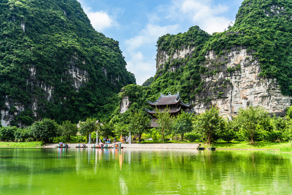 Tràng An tuyến 2 - Khám phá các điểm du lịch tâm linh tại Ninh Bình 7