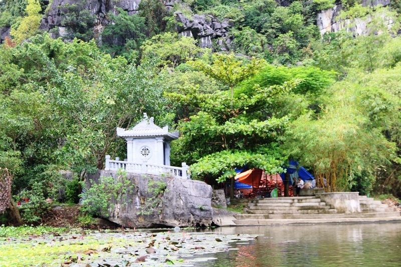 Trải nghiệm đi thuyền khám phá dòng sông Sào Khê lịch sử 4