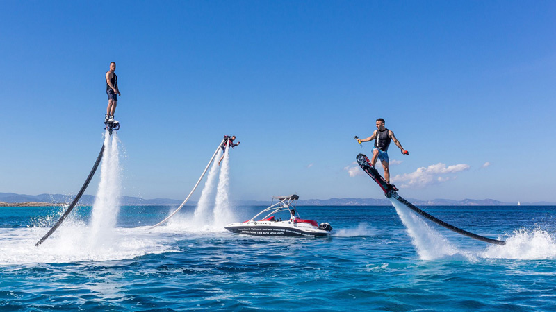 Trải nghiệm Flyboard, trò chơi mạo hiểm hot nhất trên biển Nha Trang 6