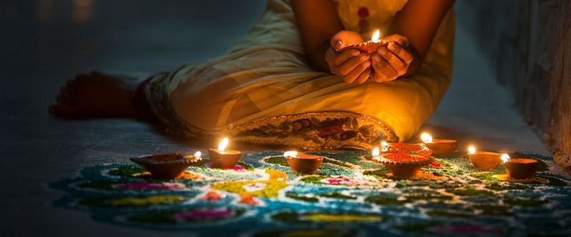 Hòa mình vào lễ hội Deepavali ở Malaysia với ánh sáng rực rỡ 3