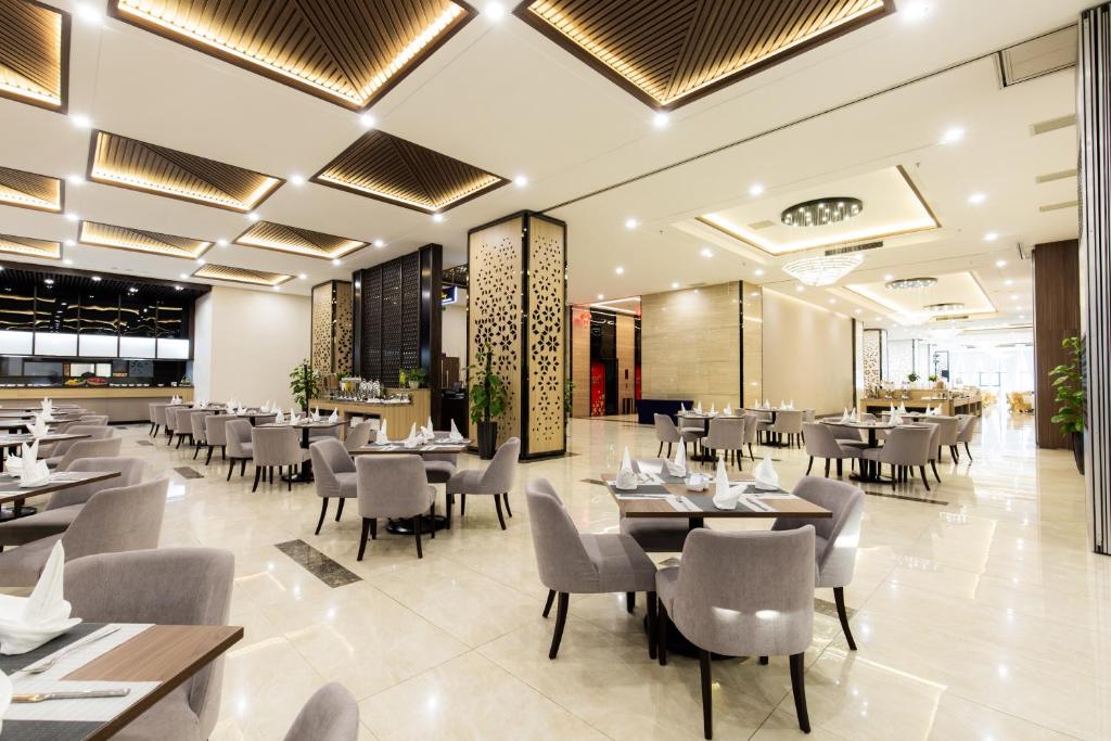 Trải nghiệm Muong Thanh Luxury Vien Trieu Hotel trên đảo hòn Chồng 9