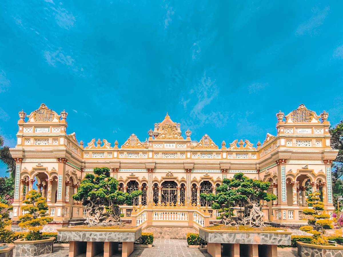 Trải nghiệm review chùa Vĩnh Tràng thanh tịnh và bình yên 2