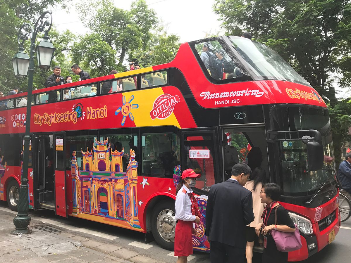 Trải nghiệm xe buýt 2 tầng Hà Nội - Hành trình đầy mới lạ 2