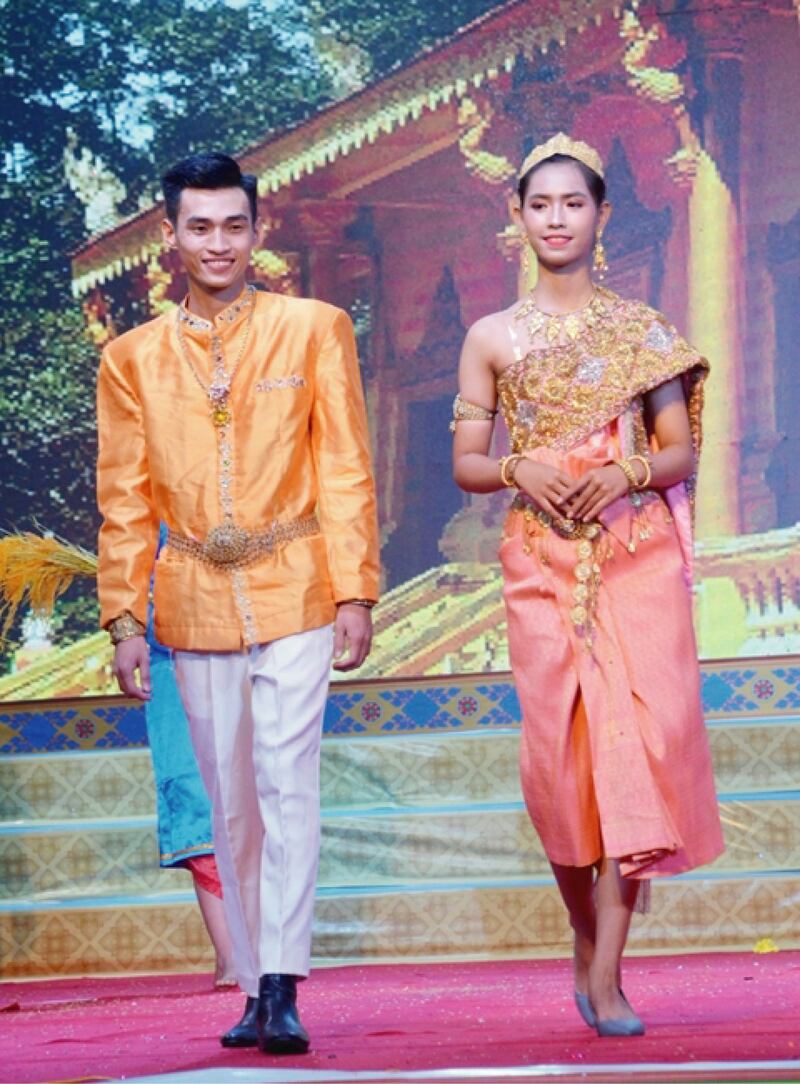 Trang phục dân tộc Khmer kết tinh của tư duy thẩm mỹ độc đáo 3