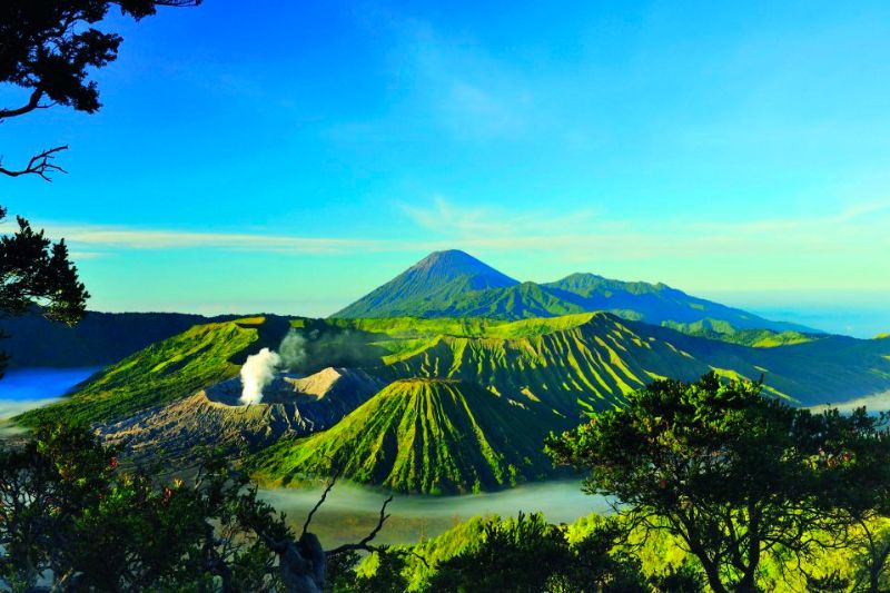 Kỳ vĩ núi lửa Bromo ở phía đông đảo Java Indonesia 4