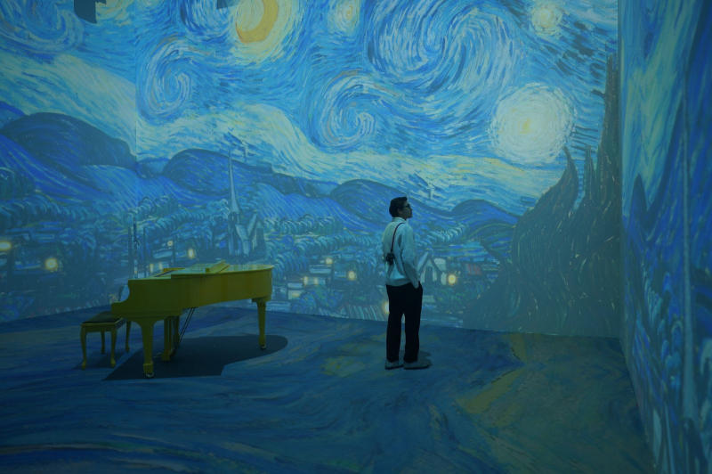 Ghé triển lãm Van Gogh đắm chìm trong không gian nghệ thuật 4