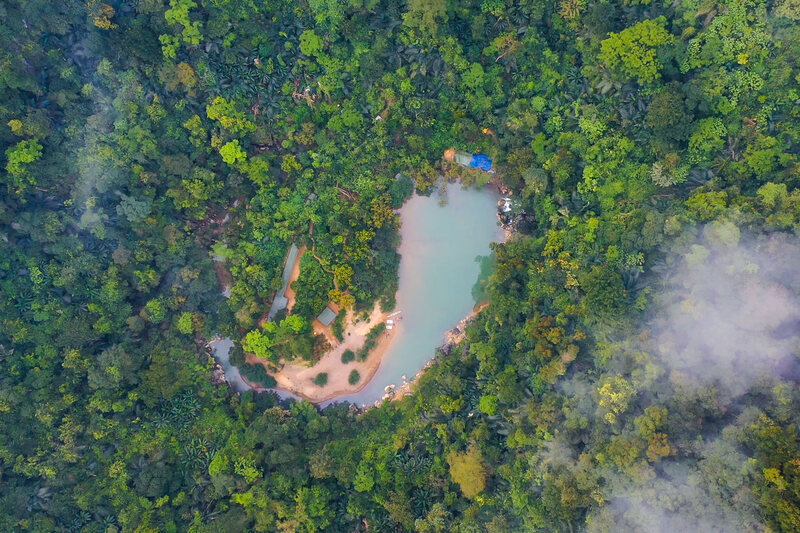 Hang động Tú Làn: Tiên cảnh sâu thẳm trong lòng núi đá 2