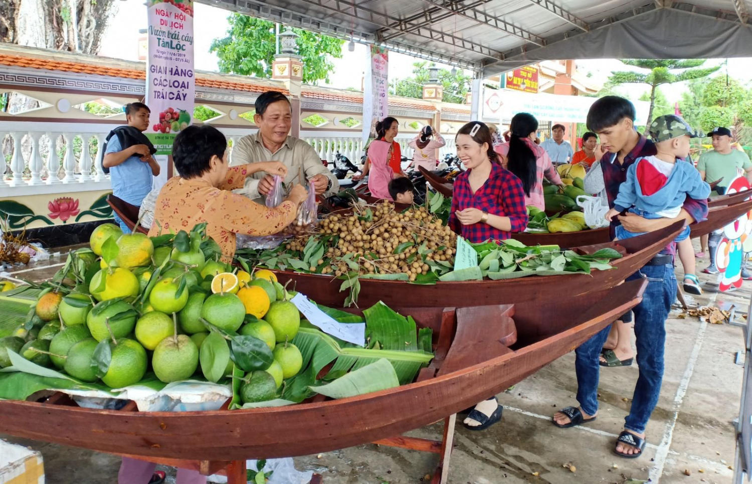 Tưng bừng Lễ hội trái cây Tân Lộc chỉ có tại miền Tây 3