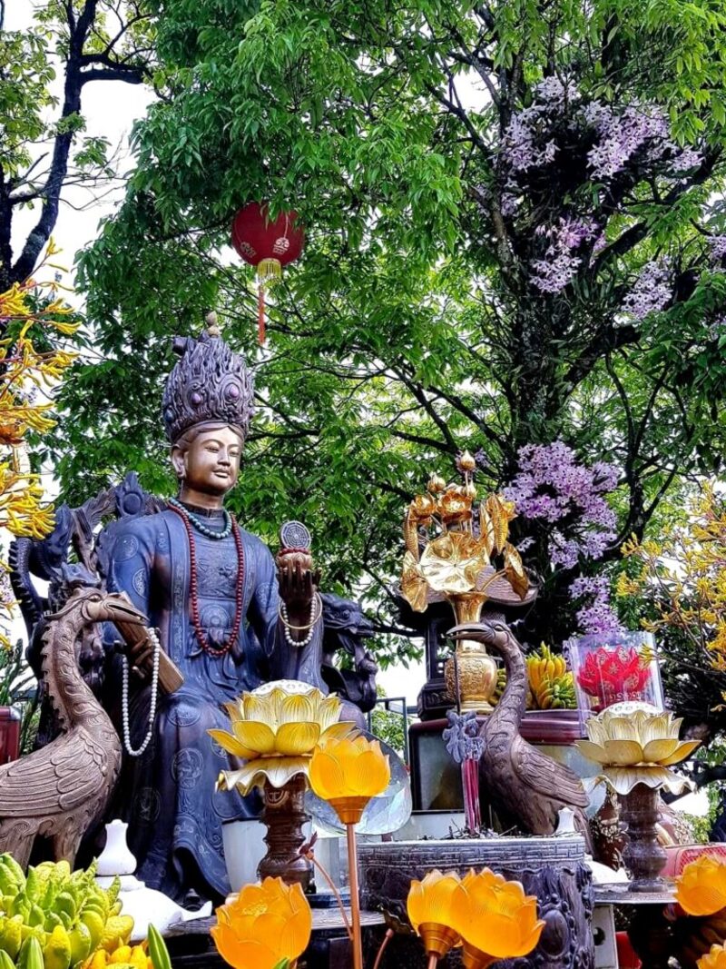 Đền Mẫu Cửu Trùng Thiên, điểm đến tâm linh nổi tiếng của Ba Vì 6