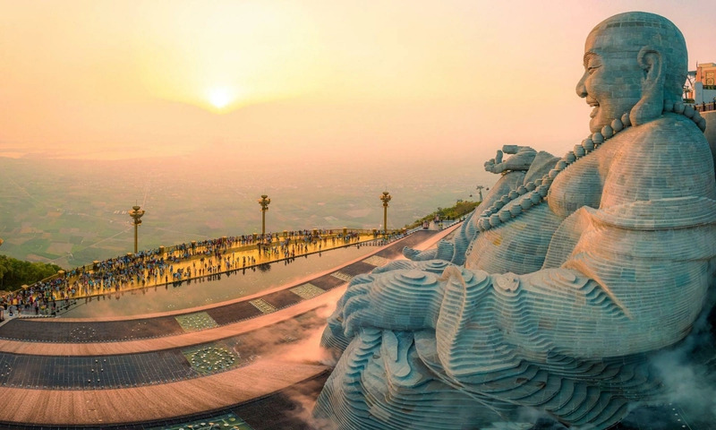 Khám phá top tượng Phật núi Bà Đen uy nghiêm và kỷ lục nhất 4