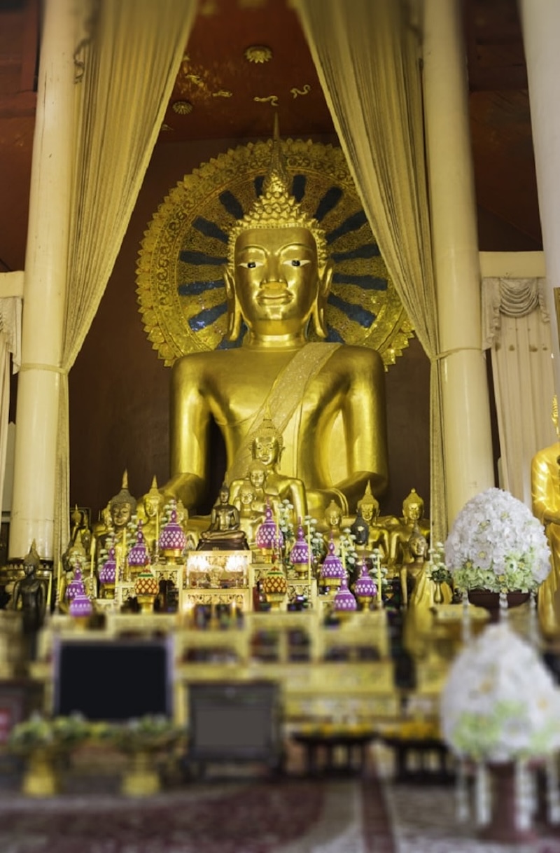Wat Phra Singh với kiến trúc Lanna tại Chiang Mai 10