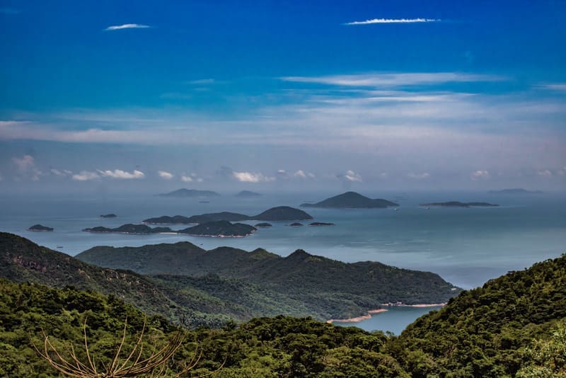 Lên đỉnh Ngong Ping chiêm ngưỡng tượng Phật Thiên Đàn uy nghiêm 7