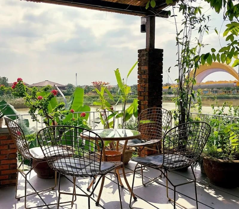 U Cafe Hoi An, điểm hẹn bên bờ sông Thu Bồn