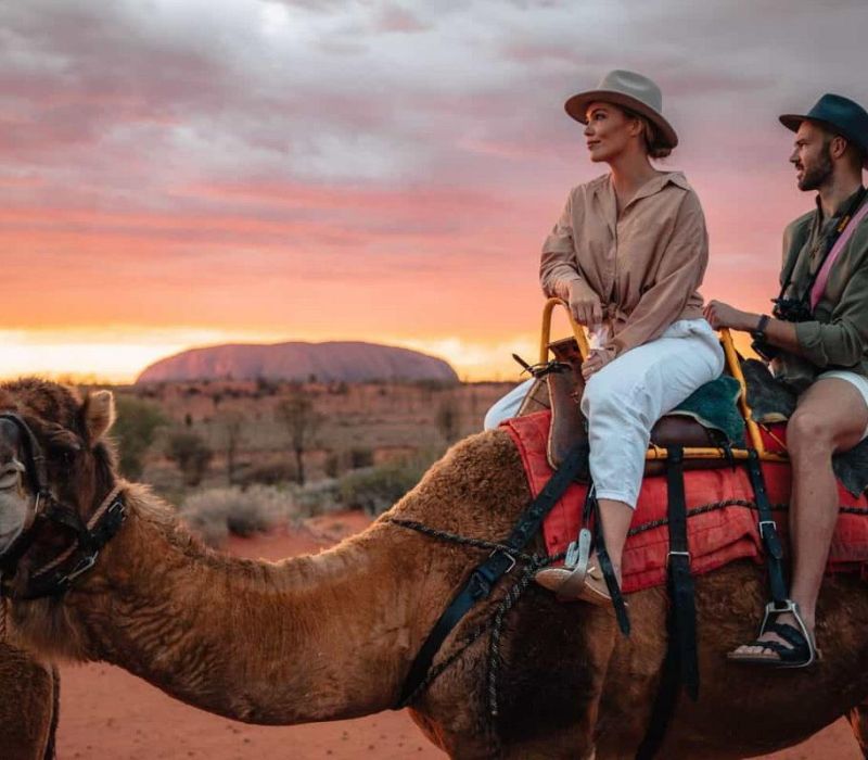 Uluru, bí mật và vẻ đẹp ẩn giấu của vùng sa mạc đỏ nước Úc 11