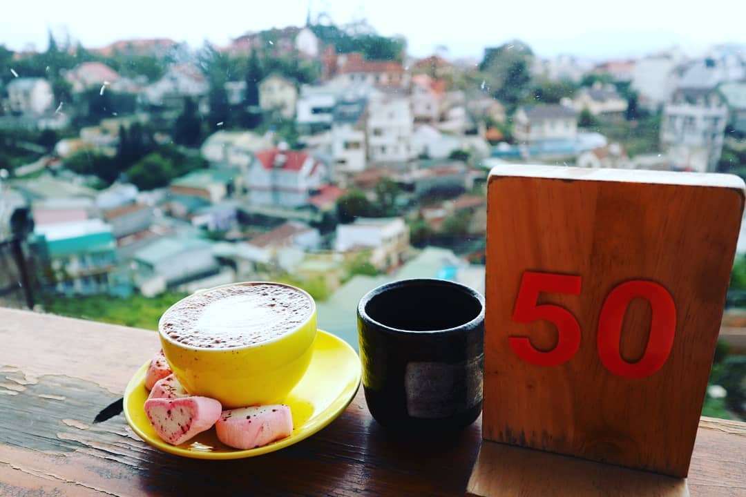 Up Coffee Đà Lạt – Phong cách vintage hút hồn giới trẻ Đà Lạt 12