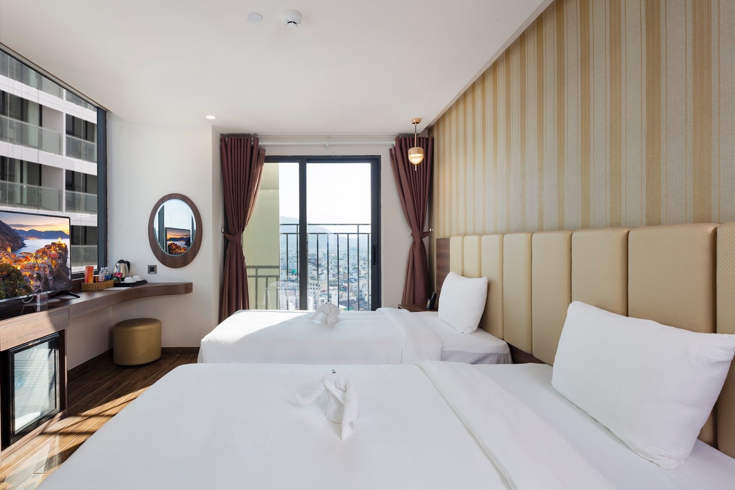 V Hotel Nha Trang – trải nghiệm phong cách Tây Âu tiêu chuẩn 4 sao 6