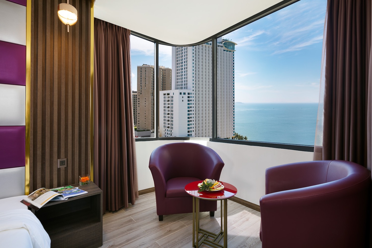 V Hotel Nha Trang – trải nghiệm phong cách Tây Âu tiêu chuẩn 4 sao 9