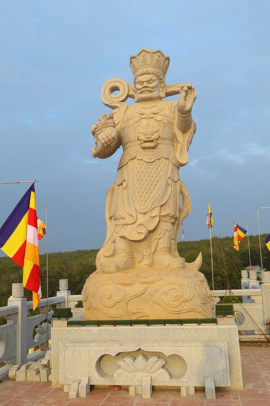 Vãn cảnh Chùa Phật Quốc Vạn Thành với tượng Phật cao 73m đầy ấn tượng 6