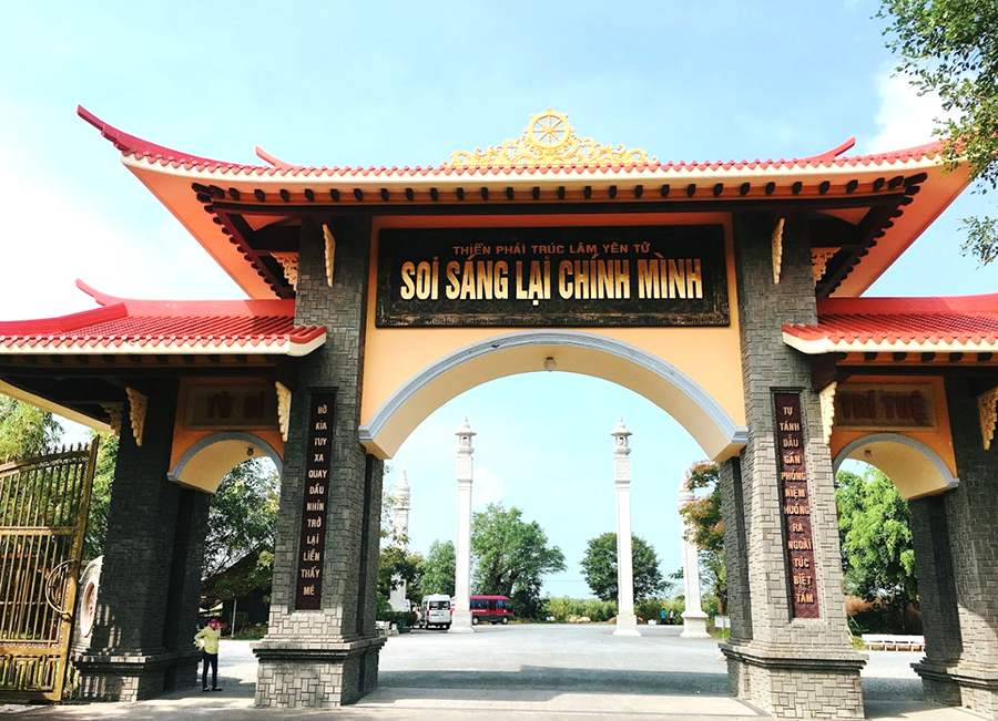 Vãn cảnh Thiền viện Trúc Lâm Chánh Giác, ngôi chùa lớn nhất Tiền Giang 3