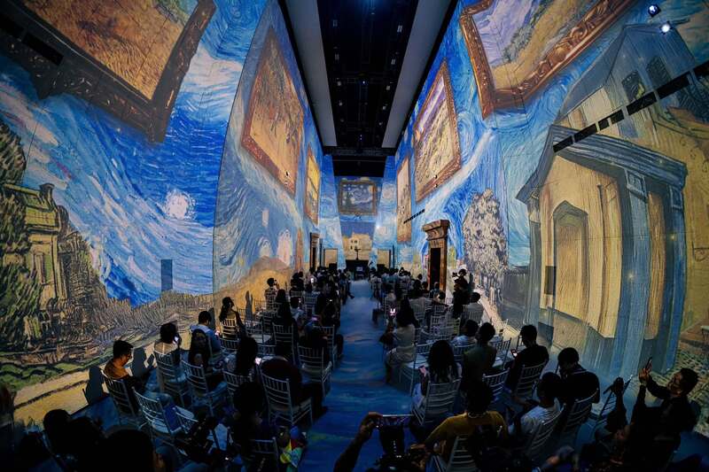 Đến Van Gogh Timeless trải nghiệm nghệ thuật đa giác quan 6