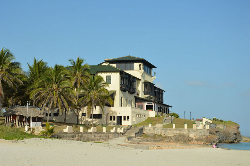 Varadero, thị trấn nghỉ dưỡng bên biển xanh tại Cuba 11