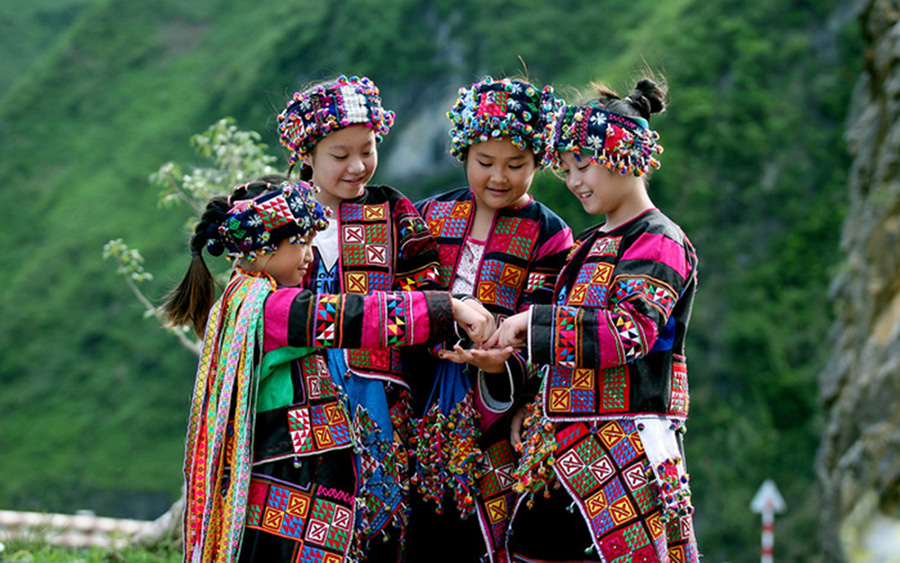 Vẻ đẹp của người Lô Lô ở Hà Giang và văn hóa truyền thống đặc sắc 6