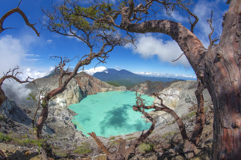 Ngỡ ngàng trước vẻ đẹp siêu thực của Kawah Ijen tại Indonesia 6